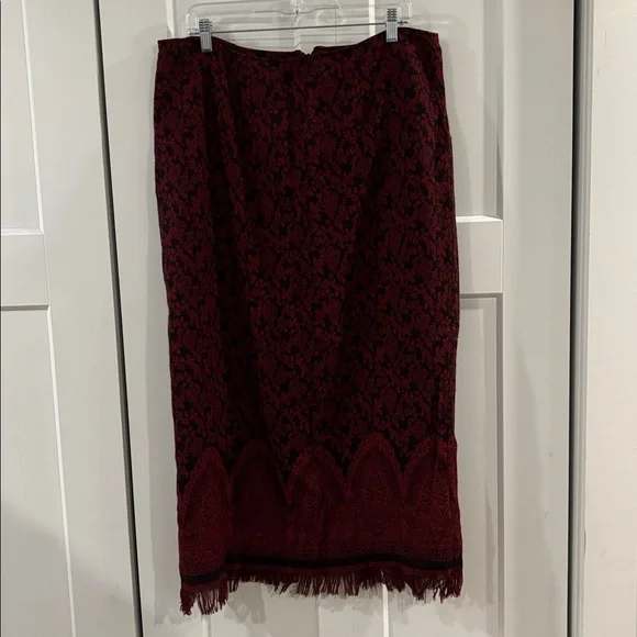 Christopher & Banks Red and Black Patterned Skirt
EUC - Picture 3 of 8